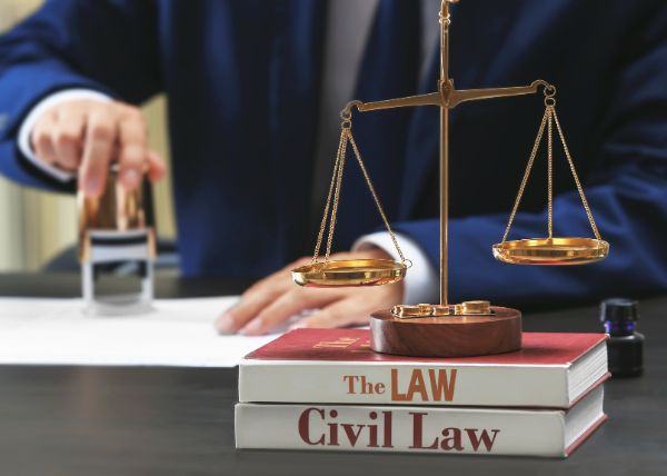 Civil Suit Lawyers Free Consultation